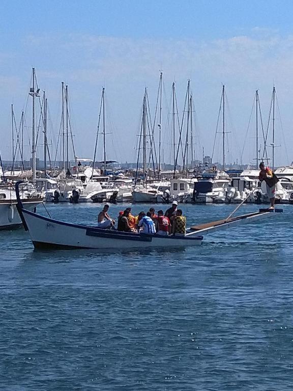 Appartement Meuble Bord De Mer Fos Sur Mer Fos-sur-Mer Bagian luar foto